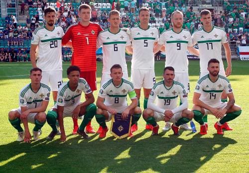 Noord-Ierland strijdt voor laatste kans