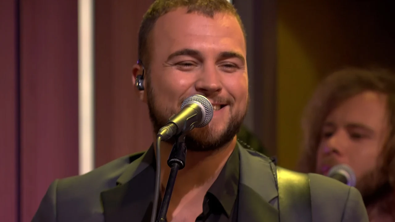 Bee Gees Forever zorgt met 'To Love Somebody' voor prachtige opening De Oranjezondag!