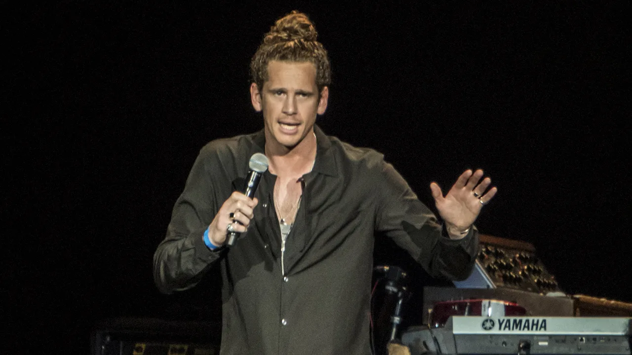 Cabaretier Patrick Laureij reageert op wegsturen van vrouw met hulphond: 'Een onhandige start'