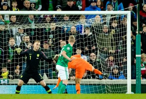 Cillessen wordt nog eens een penaltykiller