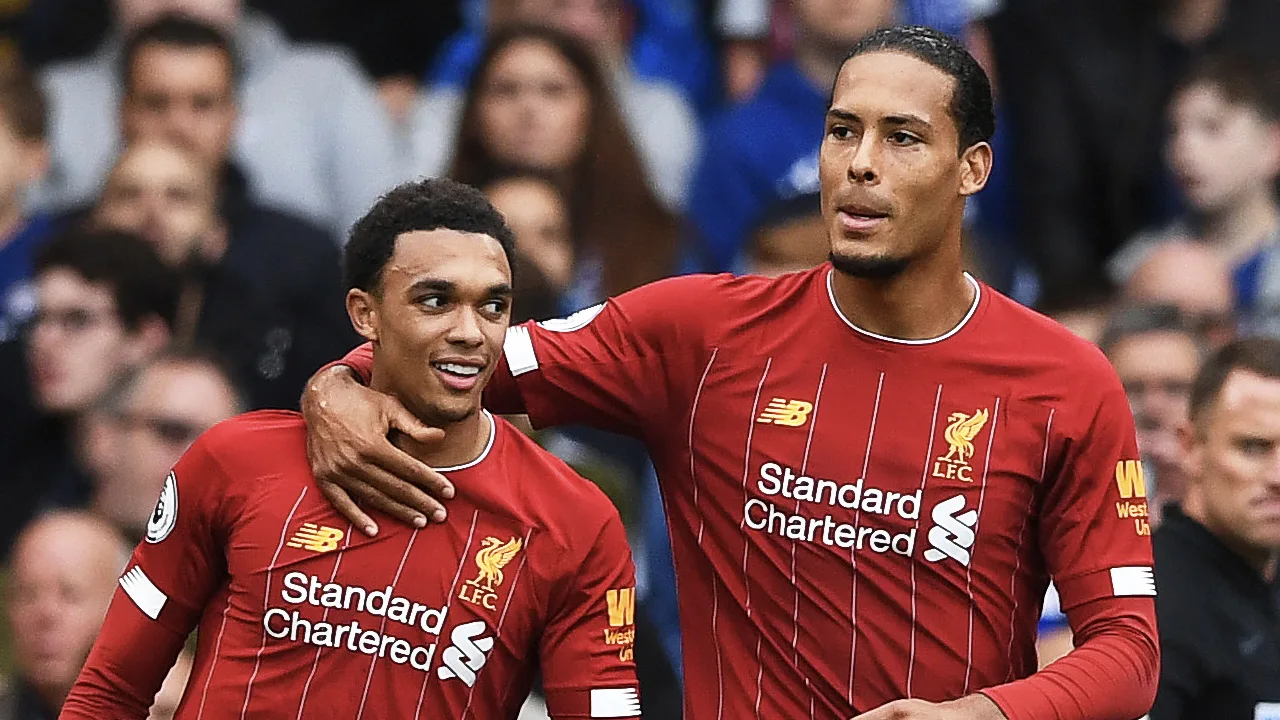 Liverpool wint bij Chelsea en staat weer vijf punten los