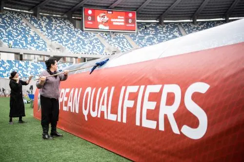 Wales start EK-kwalificatie met nipte winst