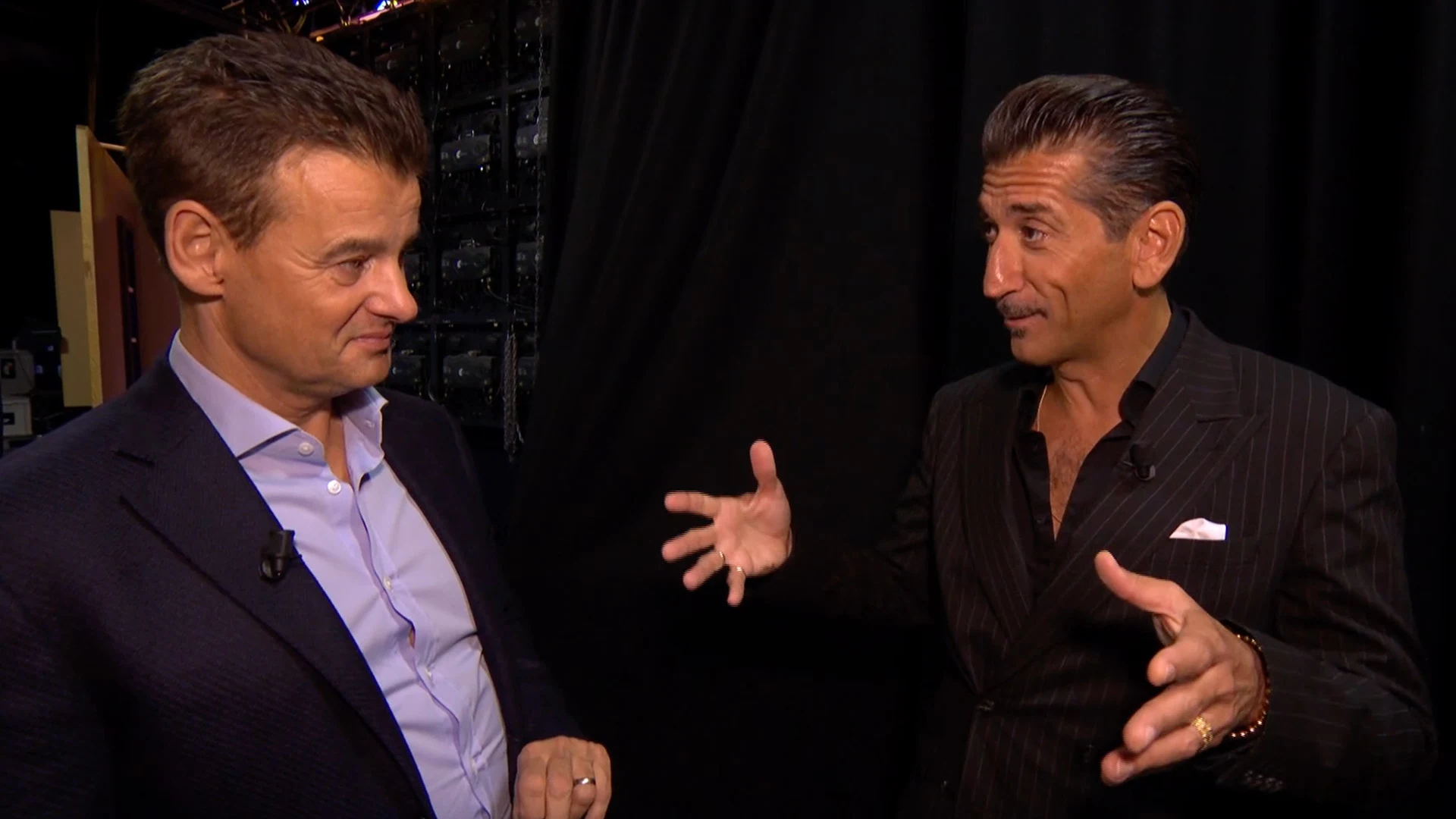 Danny Vera blikt In de Wandelgangen terug op carrière tot nu toe: ‘Het is absurd’