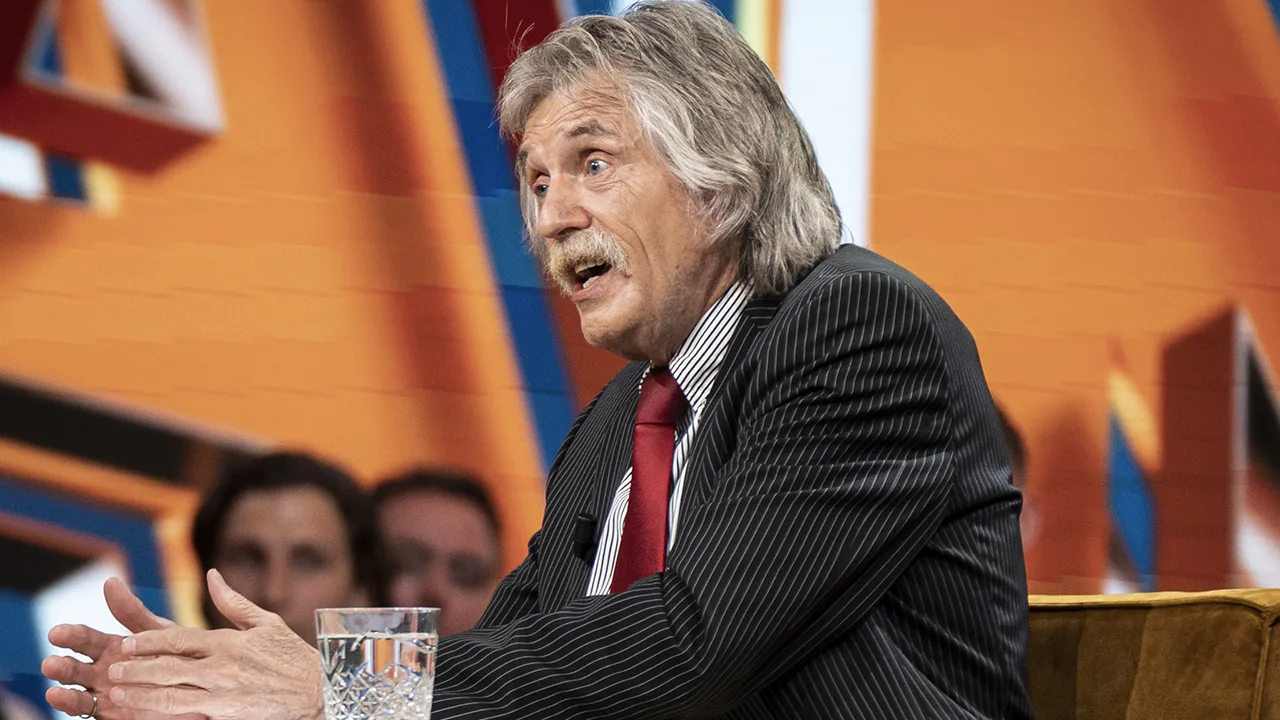 Johan ergerde zich tijdens RKC - Ajax: 'Hij denkt toch niet dat 'ie Onze Lieve Heer is?!'