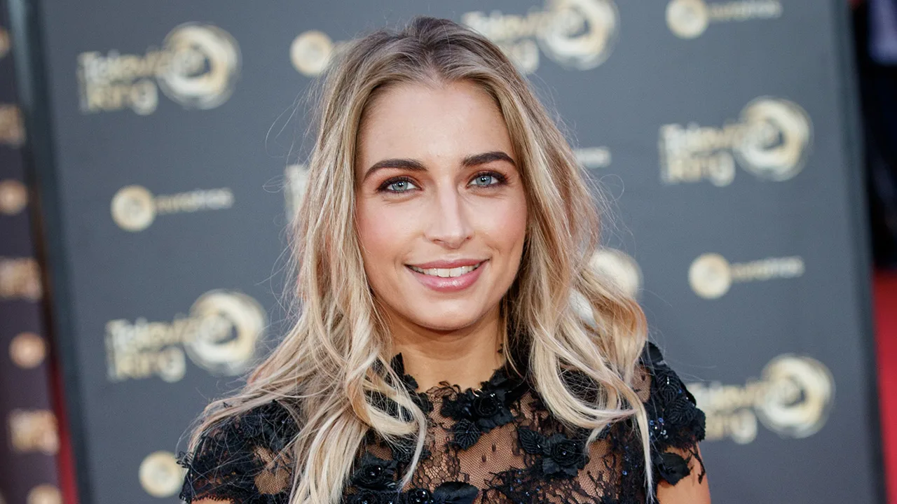 Shelly Sterk weggestemd bij Shownieuws?
