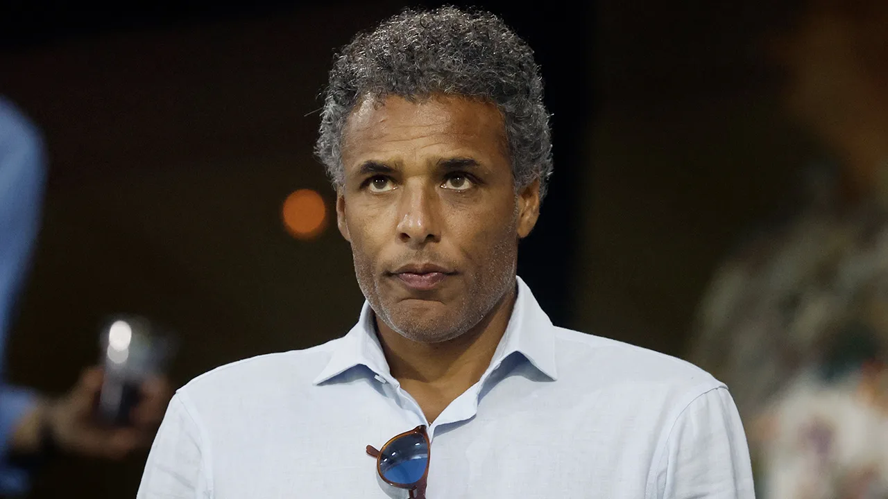 Pierre van Hooijdonk keert komende zondag terug bij Studio Voetbal