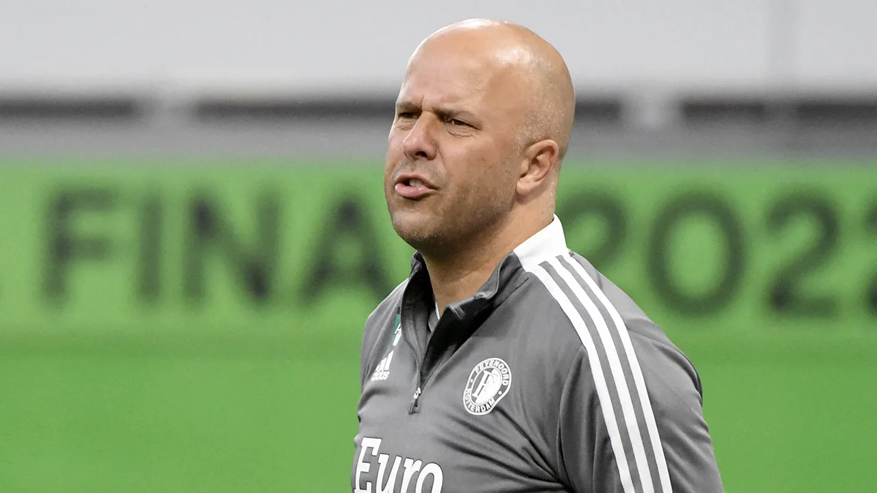 RTL wekt verontwaardiging met tweet over 'prijsje voor Feyenoord'