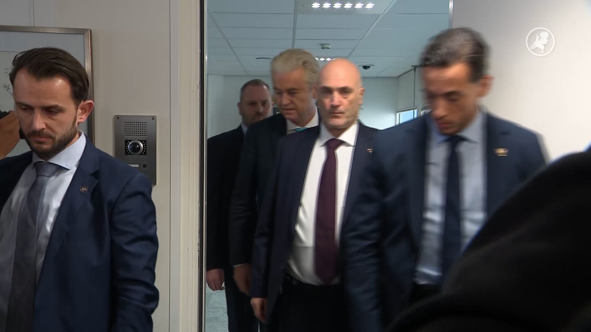 Zeven PVV'ers verlaten Kamerfractie