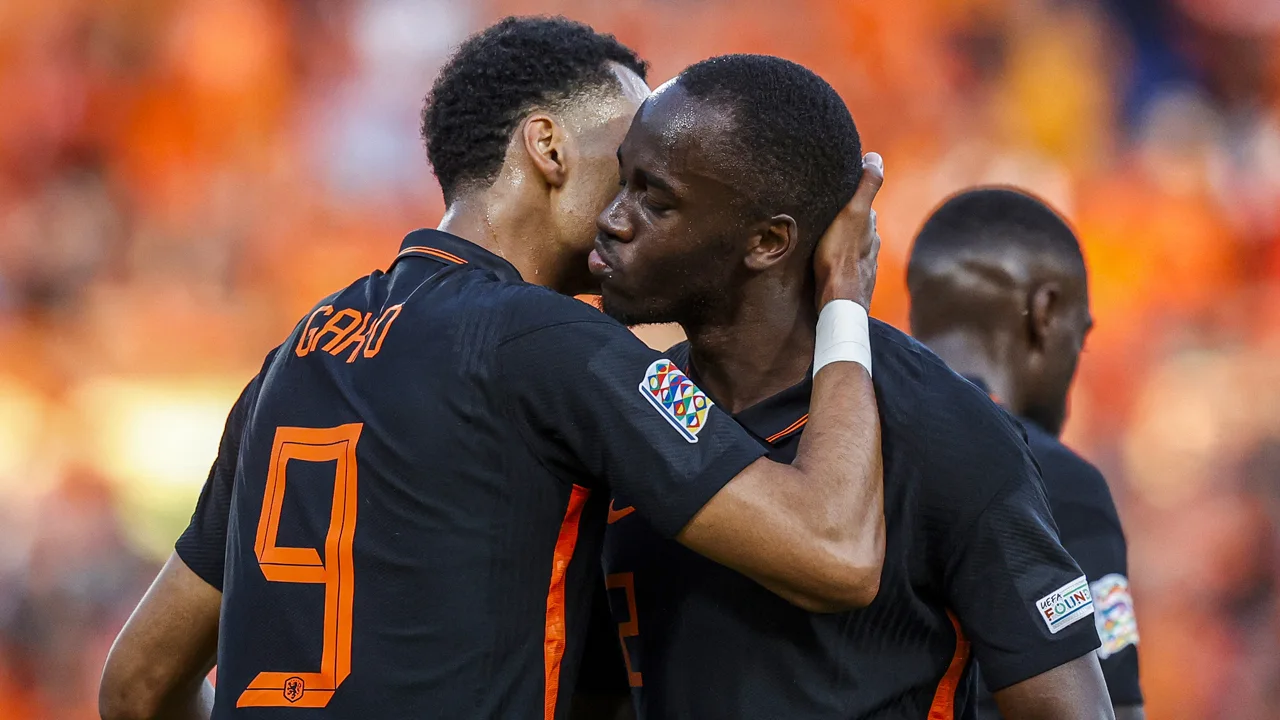 Koeman roept Teze alsnog op voor Oranje