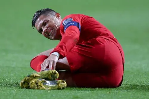 Portugal speelt 0-0 bij terugkeer Ronaldo