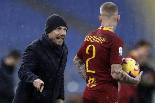 AS Roma met Karsdorp en zonder Kluivert