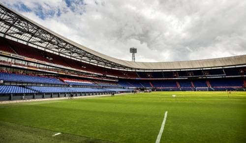 Eredivisieclubs met natuurgras krijgen bonus