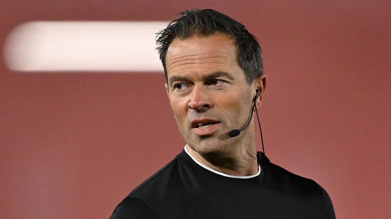 Bas Nijhuis leidt ook restant van gestaakt duel tussen Ajax en FC Groningen