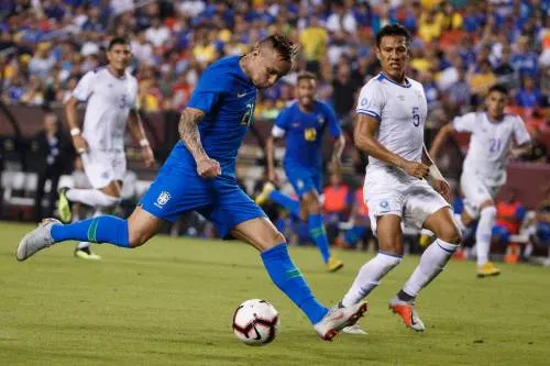 Brazilië veel te sterk voor El Salvador