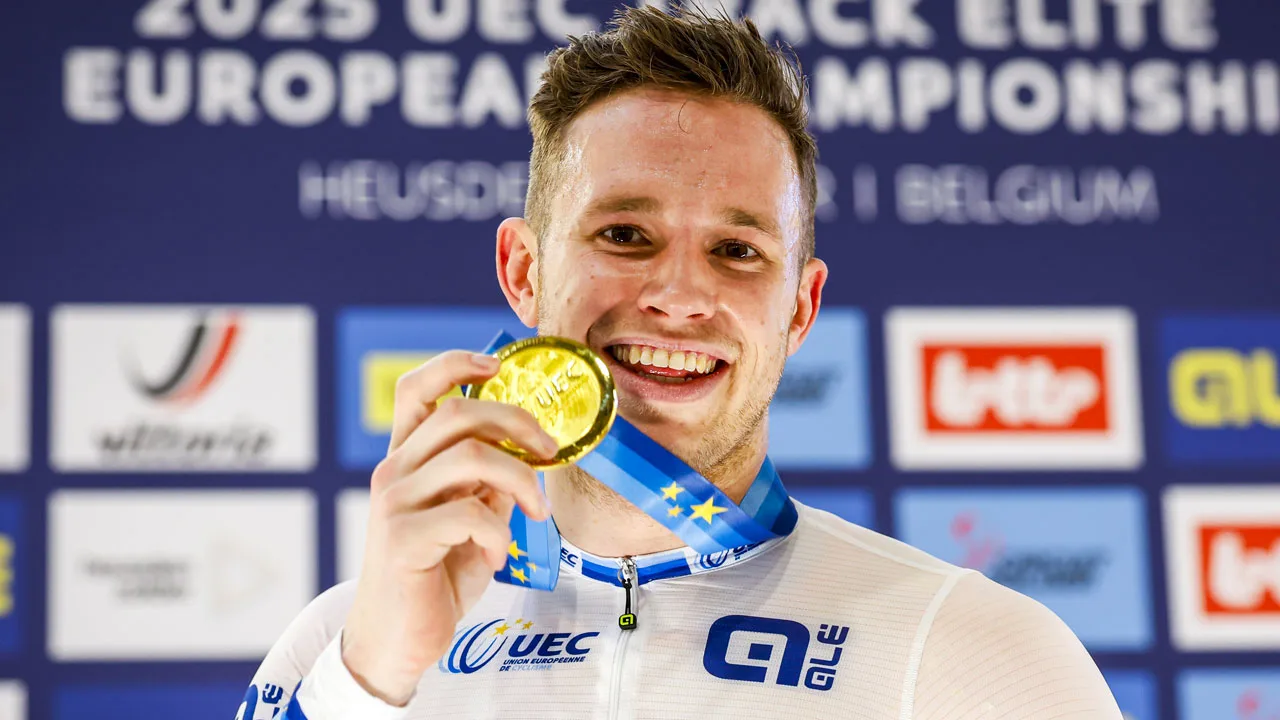 Harrie Lavreysen laat concurrentie achter zich en pakt EK-goud op keirin