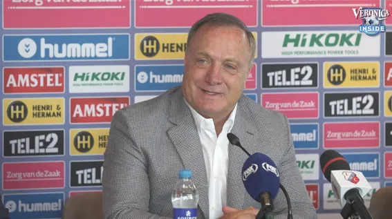Bijzondere vraag voor Dick Advocaat: 'Zak patat!?'