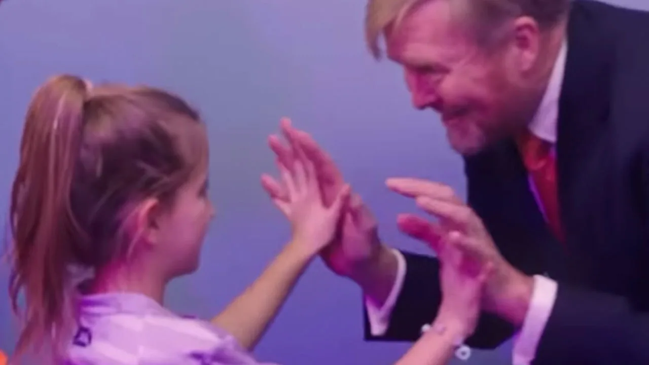 Lief: dochtertje van Estavana Polman deelt high five uit aan koning Willem-Alexander