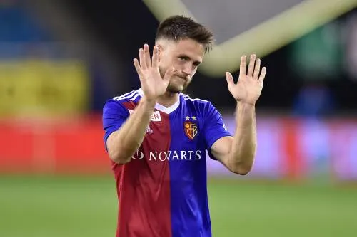 Van Wolfswinkel moet uit voorzorg weer aan de kant blijven