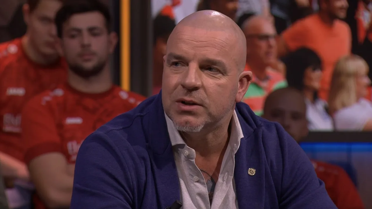 Andy van der Meijde: ‘Hij kreeg problemen bij zijn club omdat hij bij mij in de auto had gezeten’