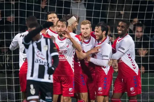 Utrecht passeert Heracles met winst in Almelo