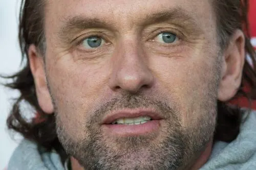 Hannover verliest ook met trainer Doll