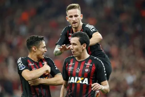 Eerste internationale prijs Paranaense