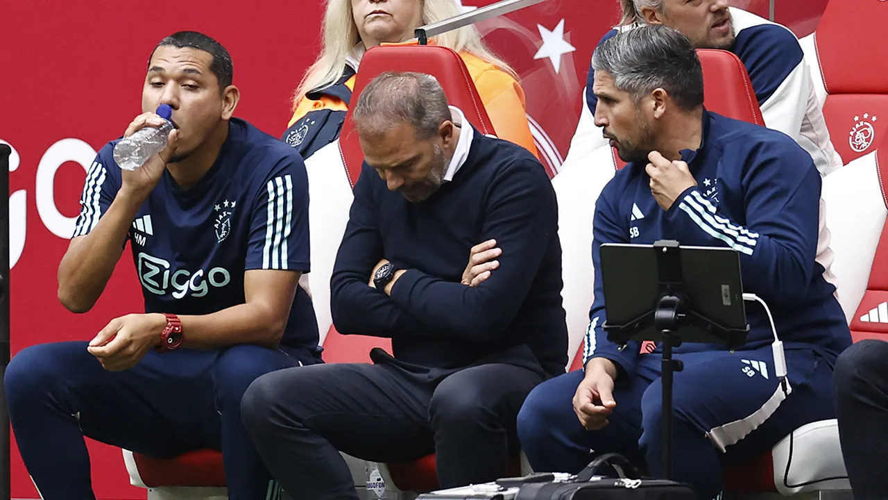 'Ik zie gewoon heel zwak leiderschap bij Ajax'