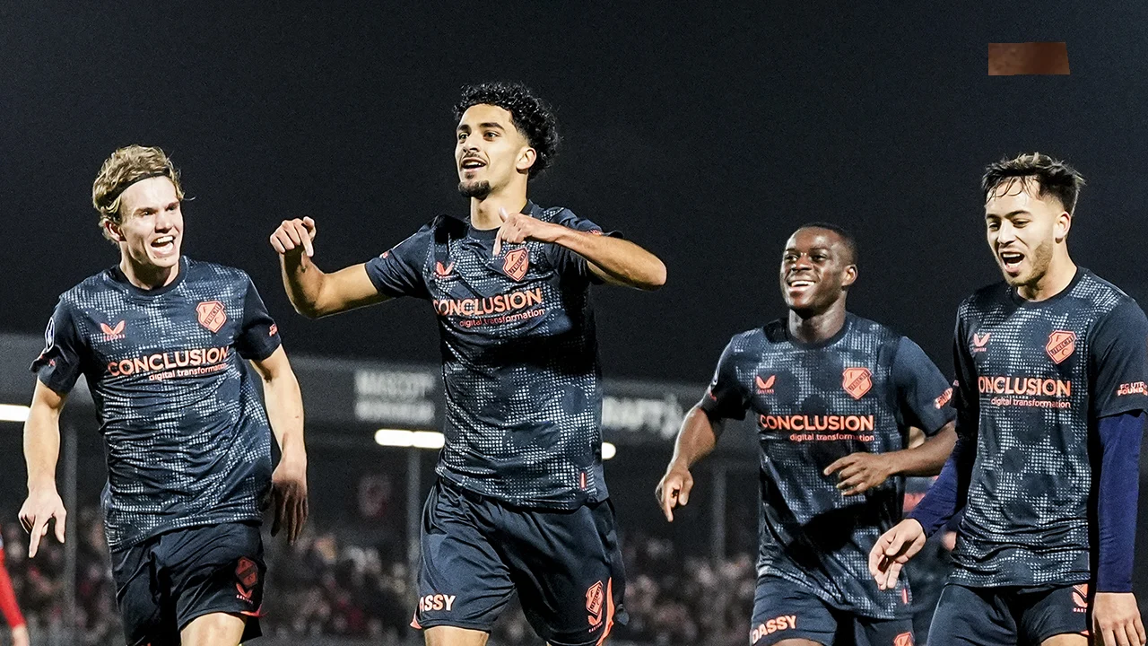 FC Utrecht na overwinning bij Almere City terug op plek twee in de Eredivisie