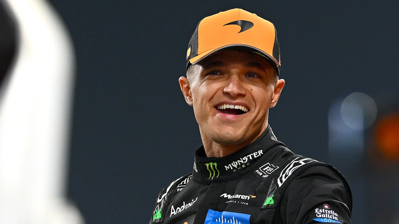 Max Verstappen raakt ondanks zege in Abu Dhabi wereldtitel kwijt aan Lando Norris