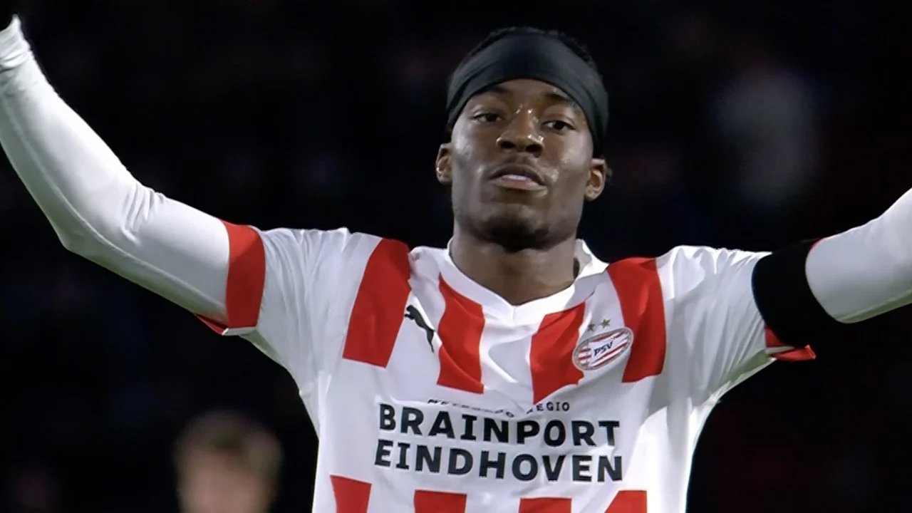 VIDEOGOAL: PSV - AC Milan (Madueke) 2-0