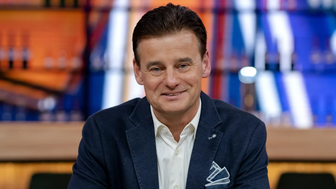 Wilfred Genee presenteert middagshow op 3FM: 'Zijn hart bloedt voor radio'