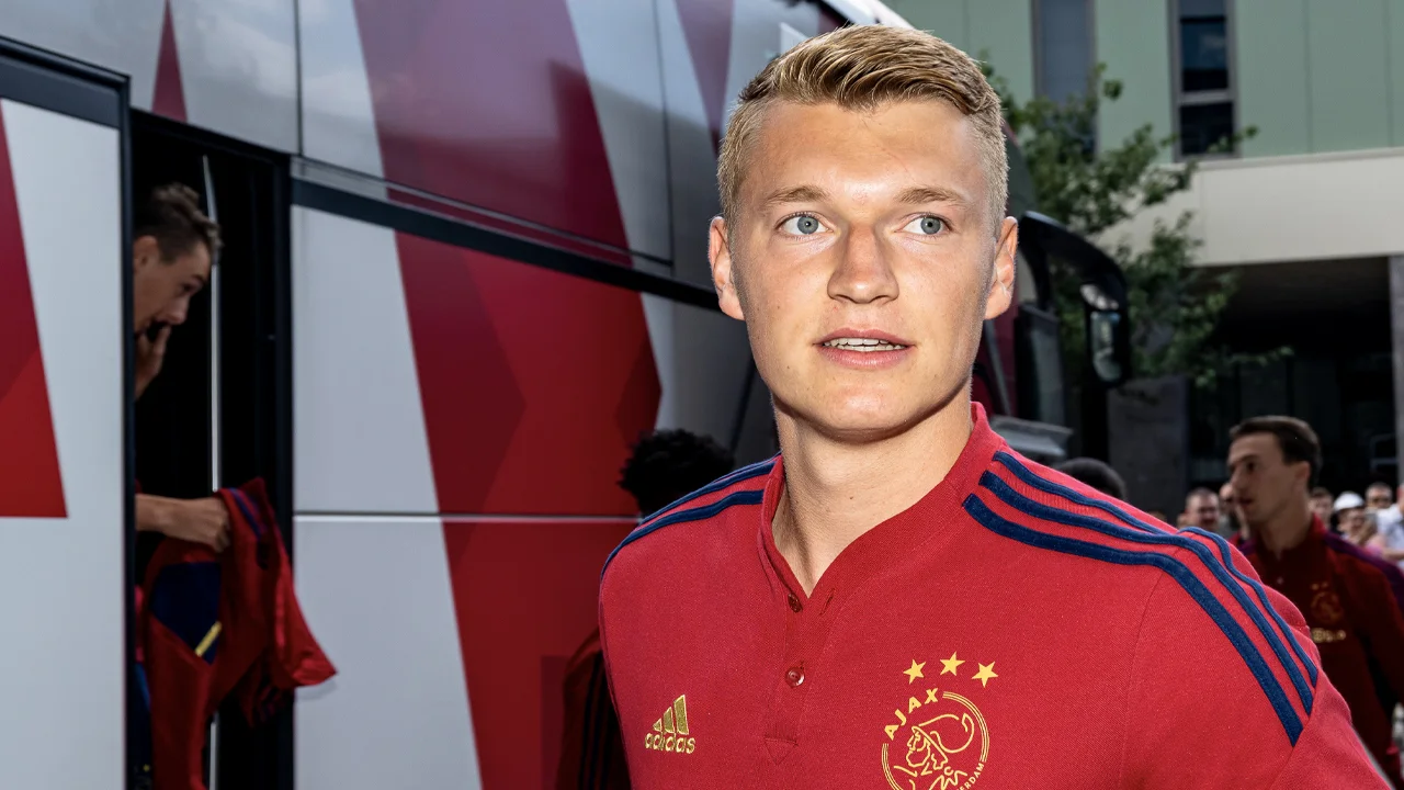 Schuurs verlaat Ajax voor Italiaans avontuur bij Torino