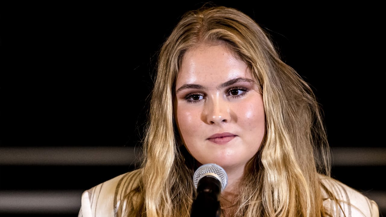 Amalia over bedreigingen: 'Ik heb het er nog steeds heel erg moeilijk mee'