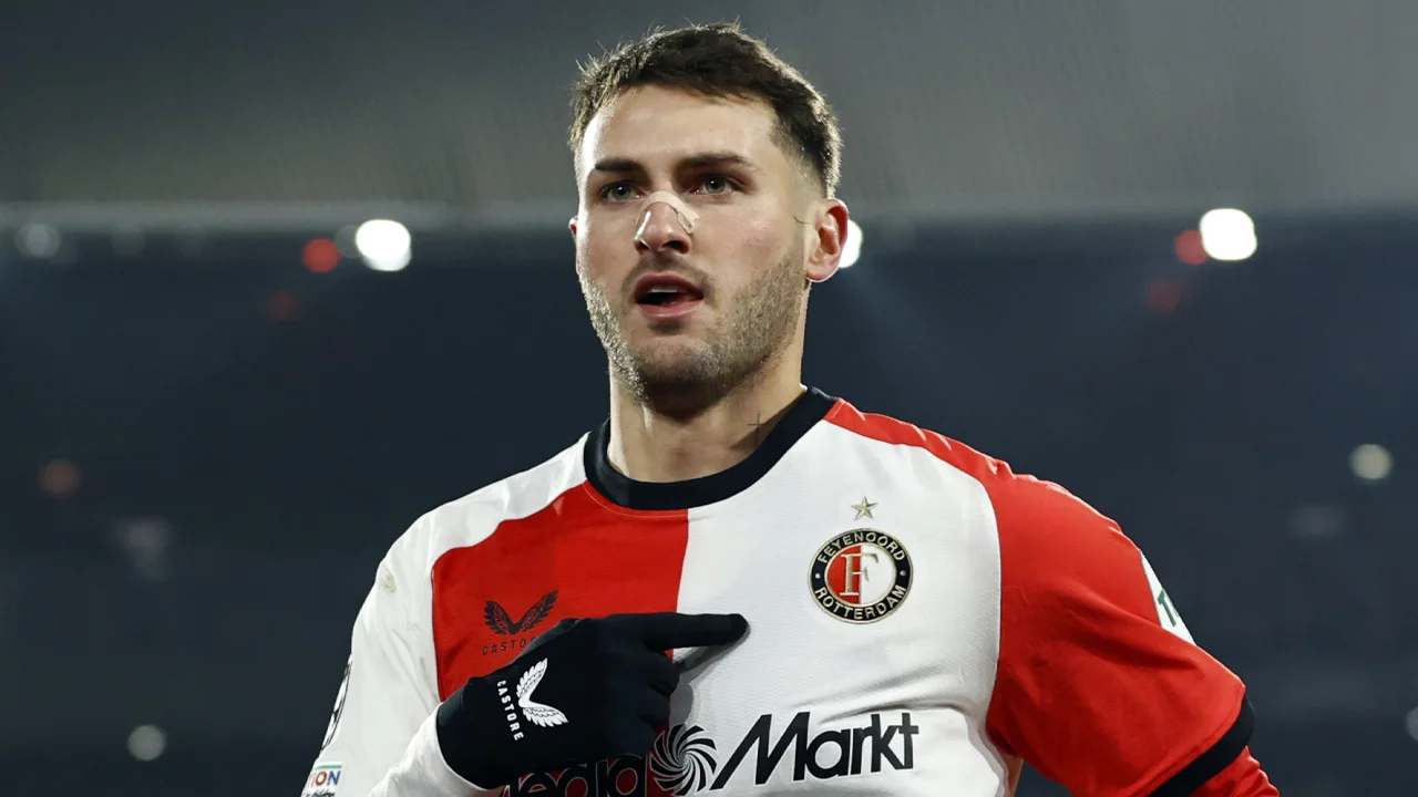 'AC Milan wil zich in slotdagen van transferperiode versterken met Santiago Giménez'