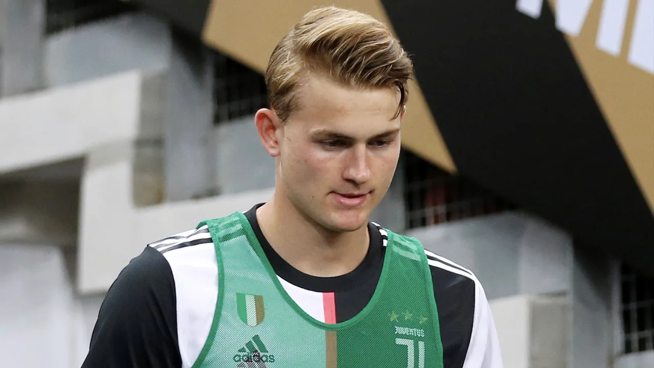 Sarri gelooft in gepasseerde De Ligt: 'Hij wordt één van de beste ter wereld' 