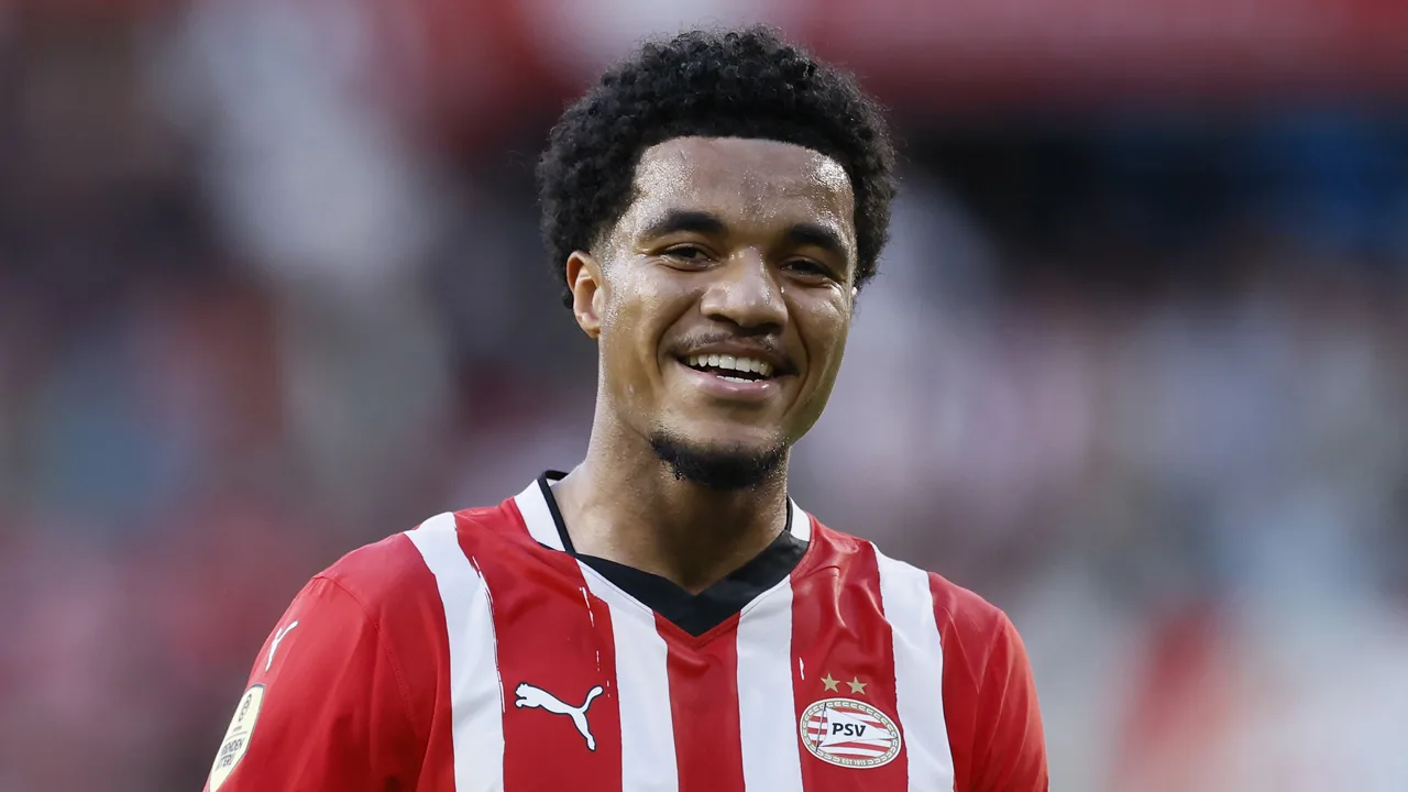 'Malik Tillman dreigt PSV te verlaten: Amerikaan bereikt persoonlijk akkoord'