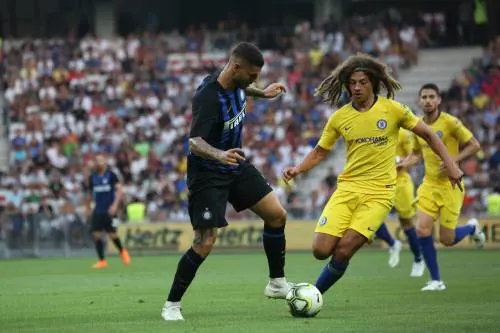 Chelsea legt talent Ampadu voor jaren vast