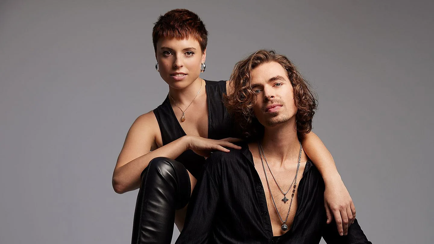 Mia Nicolai & Dion Cooper vertegenwoordigen Nederland tijdens het Eurovisie Songfestival! 