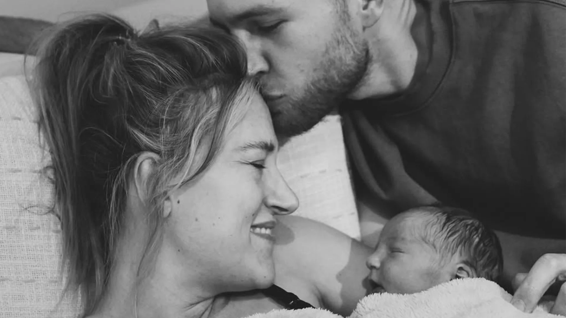 Suzan en Freek zijn ouders geworden!