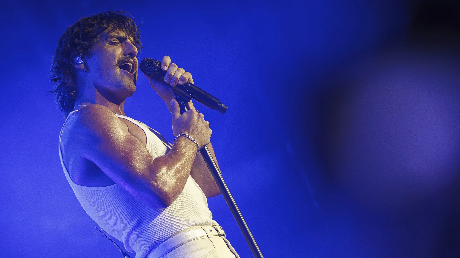 Nog heel even en dan staat Benson Boone in de Ziggo Dome en dit kan je verwachten! 
