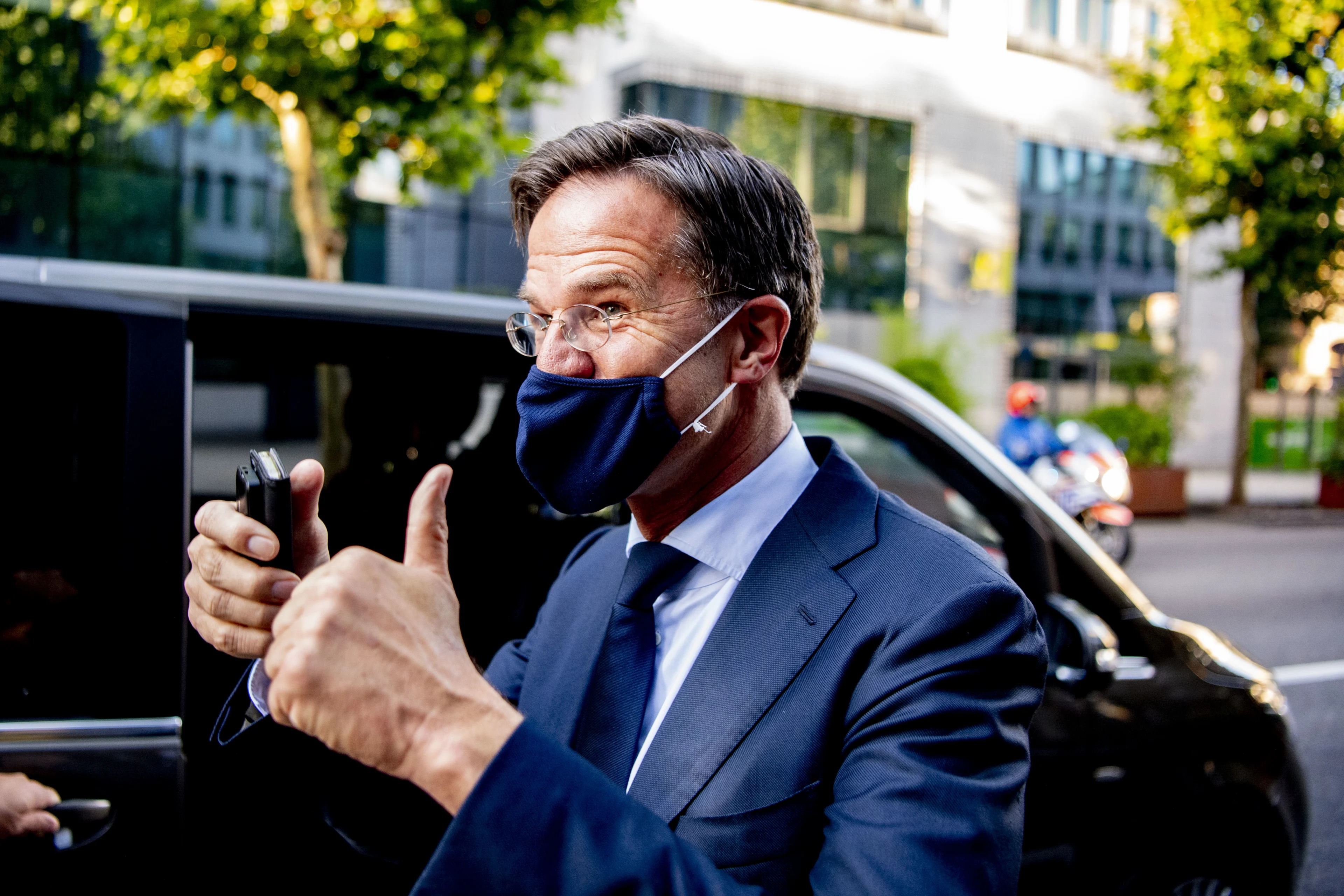 Rutte: 'OMT komt woensdag met advies over het gebruik van mondkapjes'