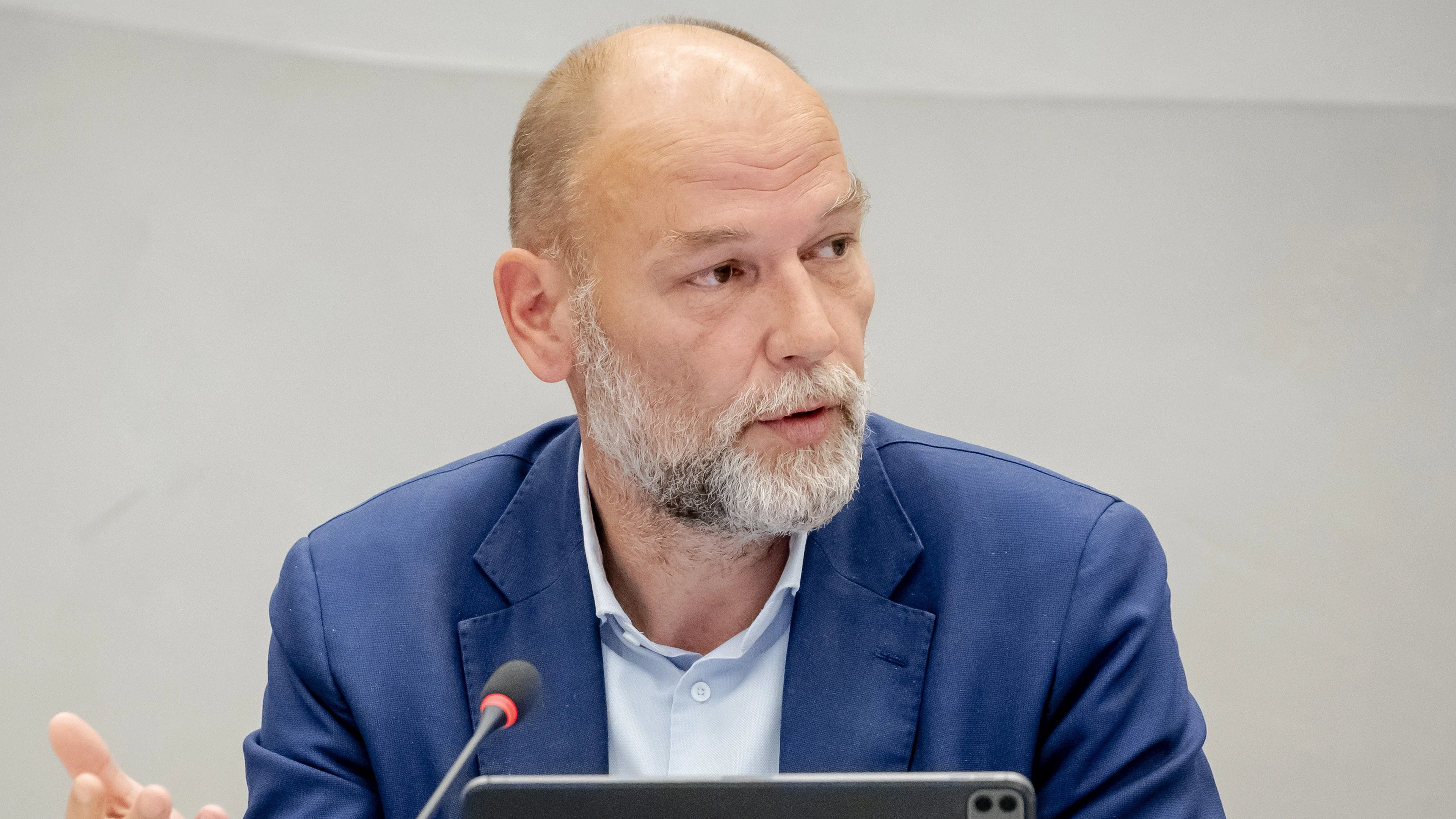 Proef in Amsterdam om asielzoekers aan werk te helpen: 'Volgend jaar helft aan het werk'