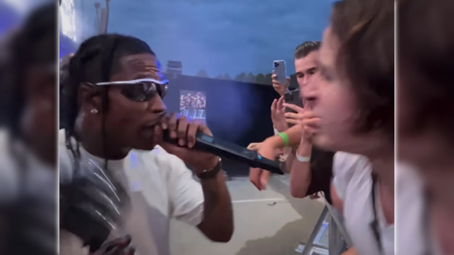 ZIEN: Fan verrast wereldberoemde rapper in Rotterdam en krijgt uniek geschenk