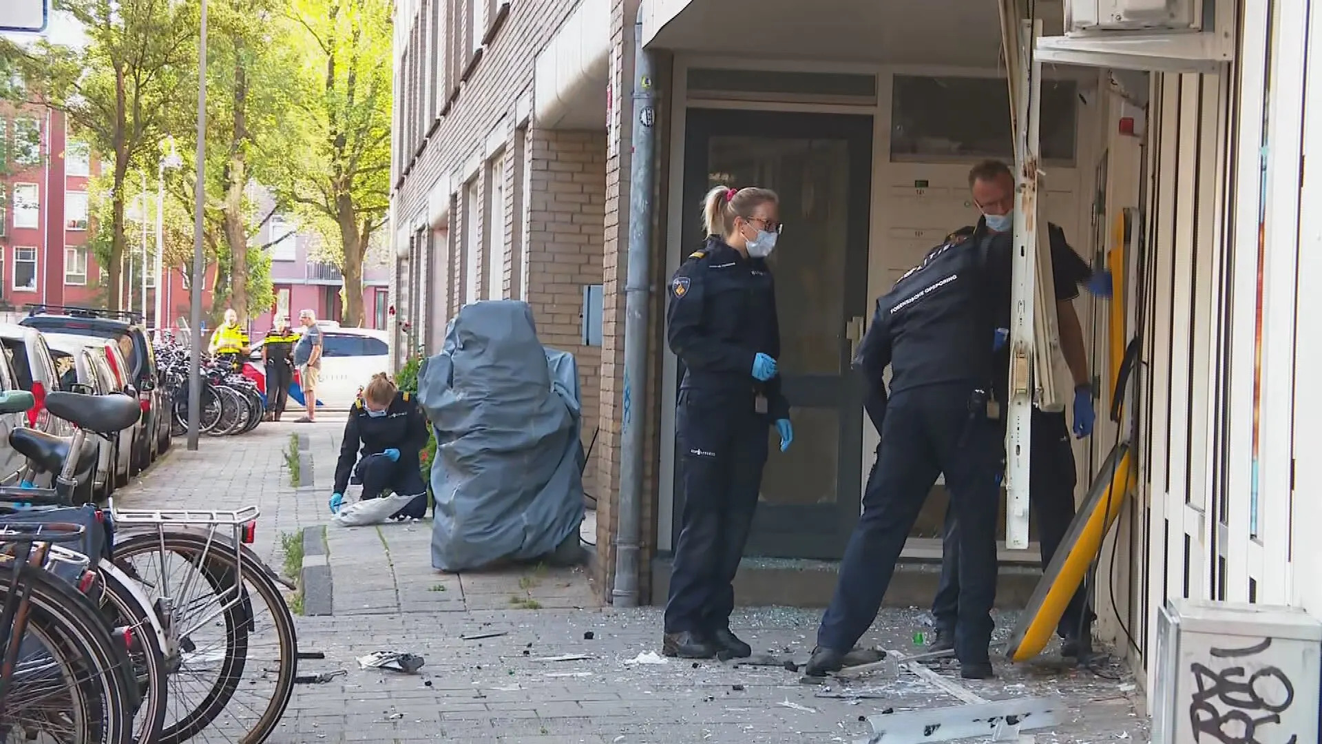 Opnieuw plofkraak in Oosterparkbuurt Amsterdam: 'Schrok me het lazarus'