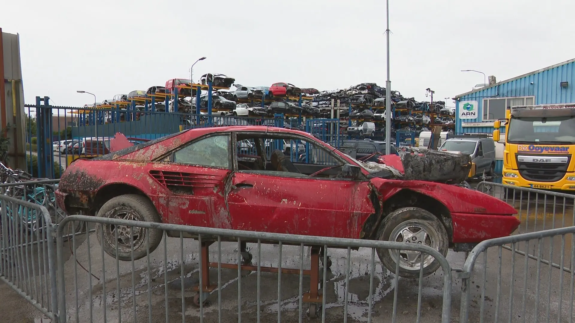 Netflix komt met serie over na jaren opgeviste Ferrari: 'Onwijs vet!'