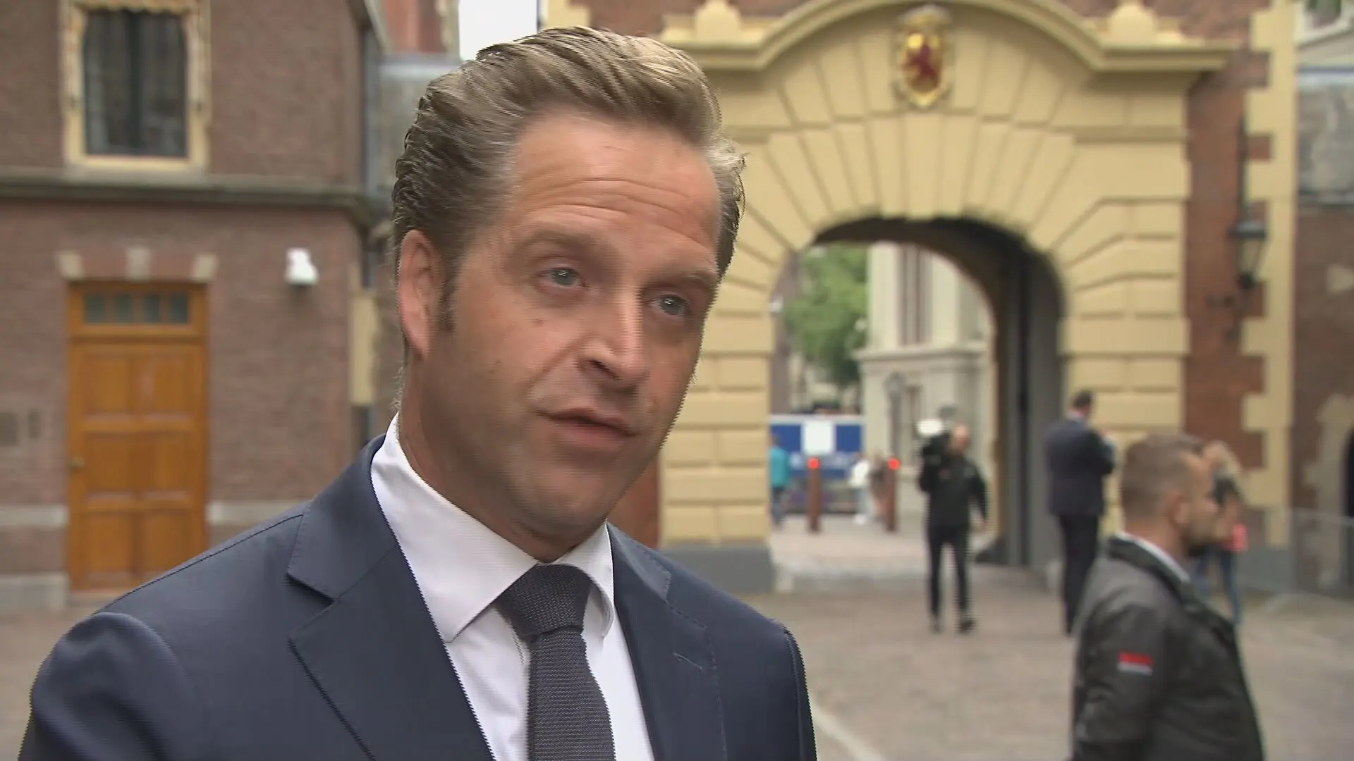 Minister De Jonge belooft beterschap: dit weekend zal het Testen voor Toegang beter gaan