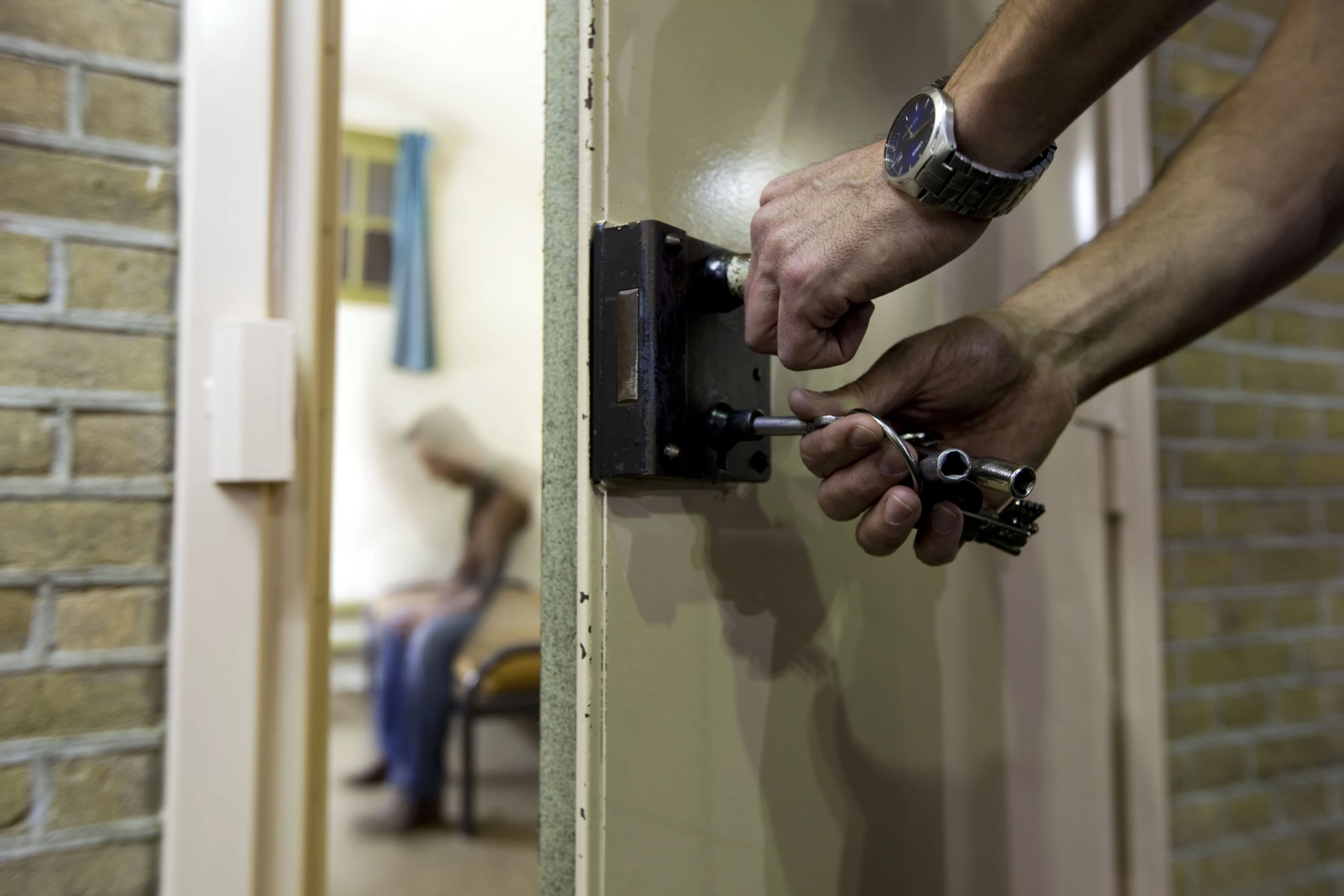 Gevangenen krijgen celsleutel en eigen telefoon