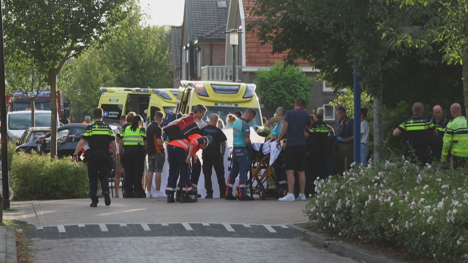 Kind overleden bij tragisch ongeluk in Olst: loopfietsje op beelden te zien