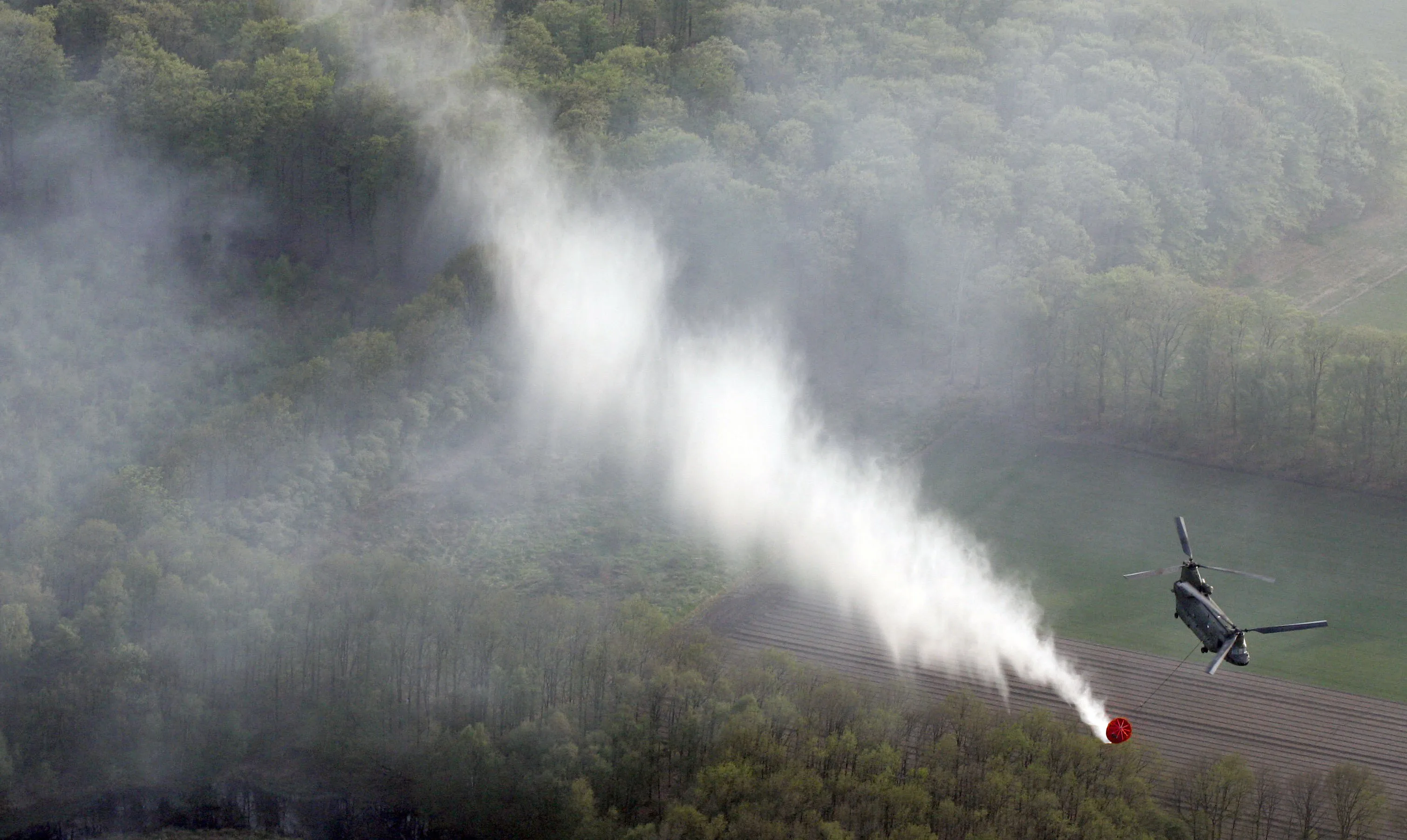 Nederland stuurt helikopters en militairen naar Spanje voor natuurbranden