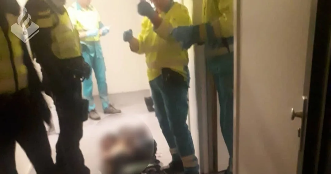 Hulpdiensten verdoven doorgedraaid duo na gevecht in Harderwijk